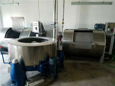 煤礦油田企業(yè)工作服清洗的專用設(shè)備與服務方案